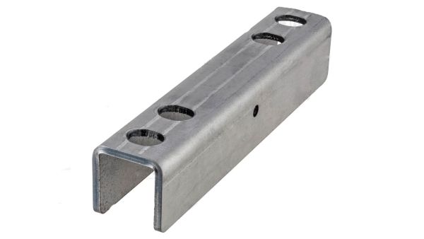 U-образний профіль для рухомих поперечин CF500 / CF100 (4 x M12 / 200 мм) U-образний профіль для рухомих поперечин CF500 / CF100 (4 x M12 / 200 мм)